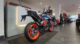 
										KTM Duke 390 New _ Usato permutabile full									