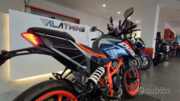 
										KTM Duke 390 New _ Usato permutabile full									
