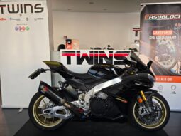 Aprilia RSV4 Factory Akrapovic _ Usato Permutabile