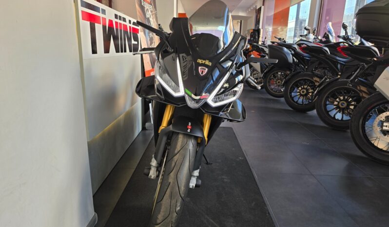 Aprilia RSV4 Factory Akrapovic _ Usato Permutabile full