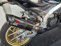 Aprilia RSV4 Factory Akrapovic _ Usato Permutabile full