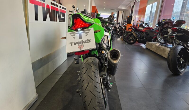 
								Kawasaki Ninja ZX 4 RR _ Usato Permutabile full									