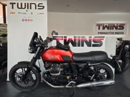 Moto Guzzi V7 II Stone _ Usato Permutabile