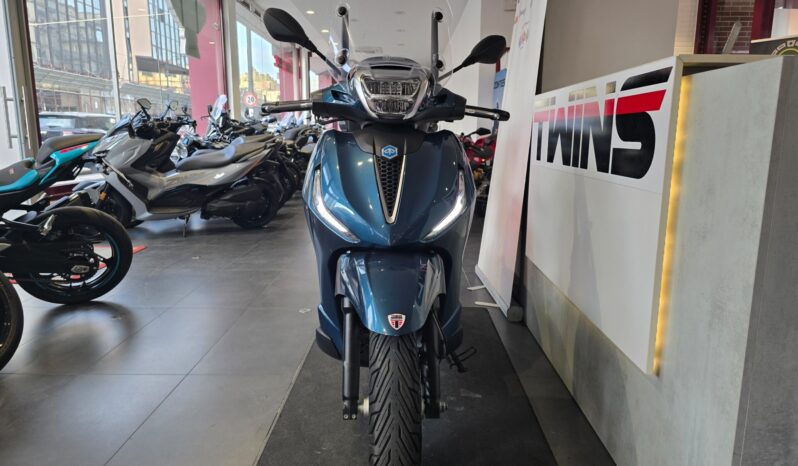 
								Piaggio Beverly 400 HPE_ Usato Permutabile full									