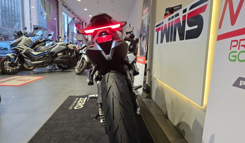 
								Cf Moto 675 SR _ Usato Permutabile full									