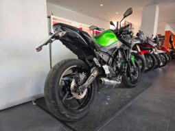 
										Kawasaki Z 650 _ Usato Permutabile full									