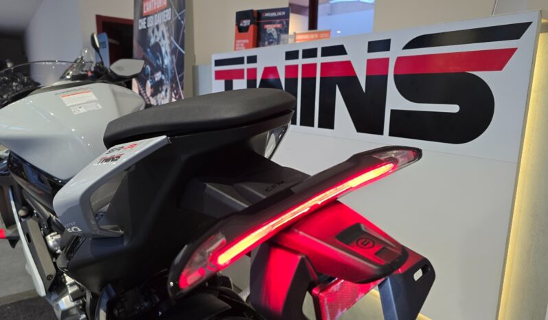 
								Cf Moto 675 SR _ Usato Permutabile full									