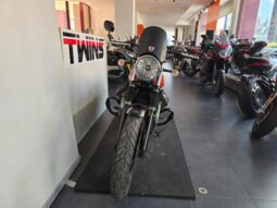 Moto Guzzi V7 II _ Usato Permutabile