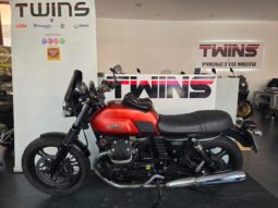 Moto Guzzi V7 II _ Usato Permutabile
