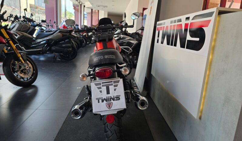 
								Moto Guzzi V7 II _ Usato Permutabile full									