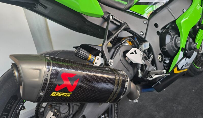 
								Kawasaki Ninja ZX – 10 R Stock_Usato Permutabile full									