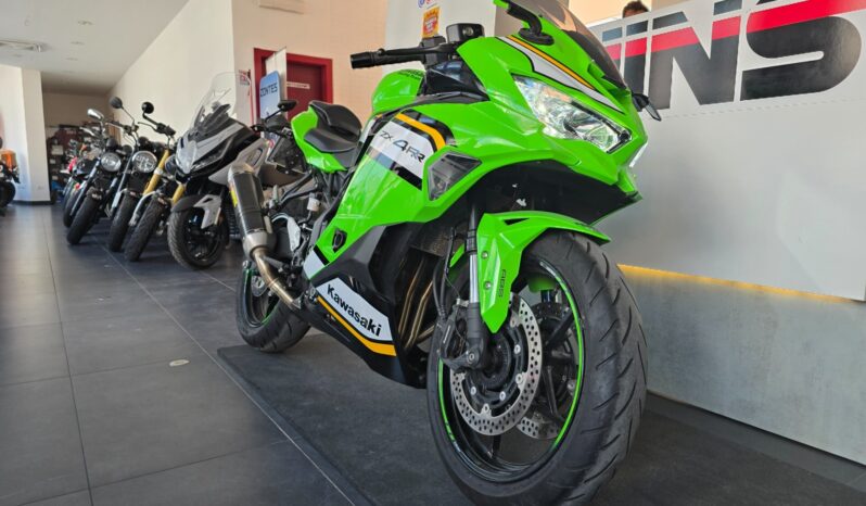 
								Kawasaki Ninja ZX 4 RR _ Usato Permutabile full									