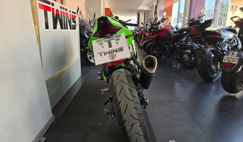 
								Kawasaki Ninja ZX 4 RR _ Usato Permutabile full									