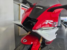 
										Yamaha YZF R9 70th Anniversary _ Permutiamo full									
