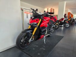 Ducati Streetfighter V4 S Akrapovic _ Usato Permutabile