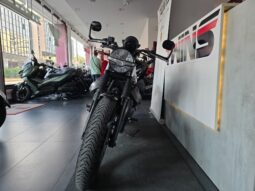 Moto Guzzi V7 IV Special Edition _ Usato Permutabile