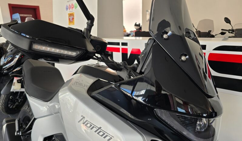 
								Norton Atlas _ Usato Permutabile full									