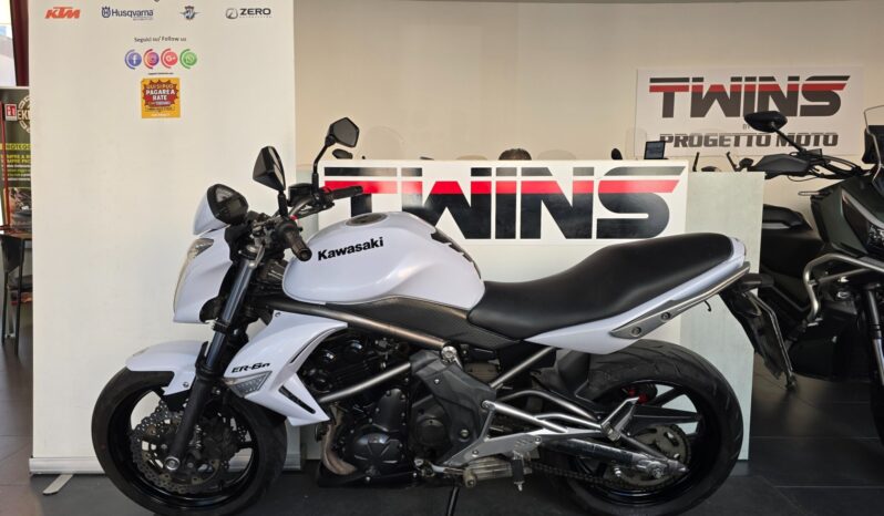 
								Kawasaki ER 6N _ Usato Permutabile full									