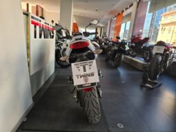 
										Kawasaki ER 6N _ Usato Permutabile full									